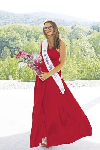 2021 Miss Mount Washington Valley Teen-Lillian Chick