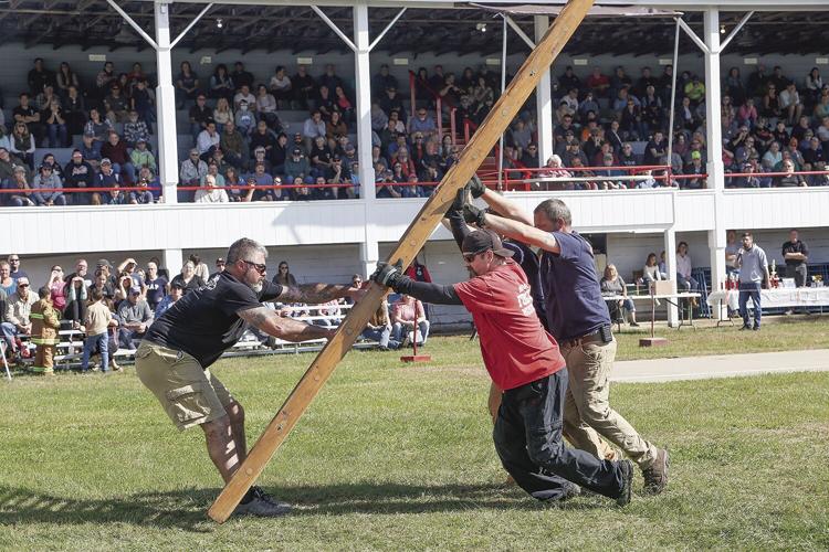 10-01-23 Fryeburg Fair redstone lifting ladder