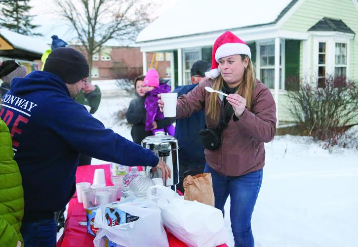 12-06-25 Conway Christmas Parade hot chocolate