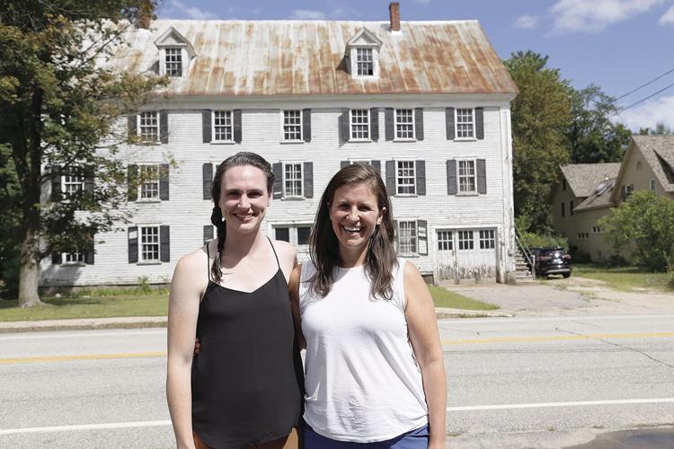 08-24-22 Bunker House eliza and kit horizontal