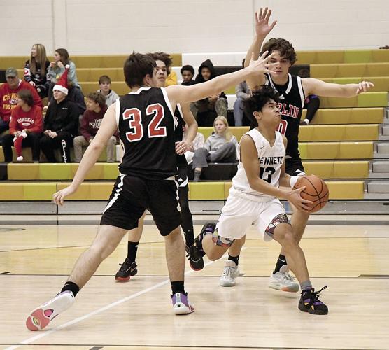 KHS boys hoop - Bo Noung layup