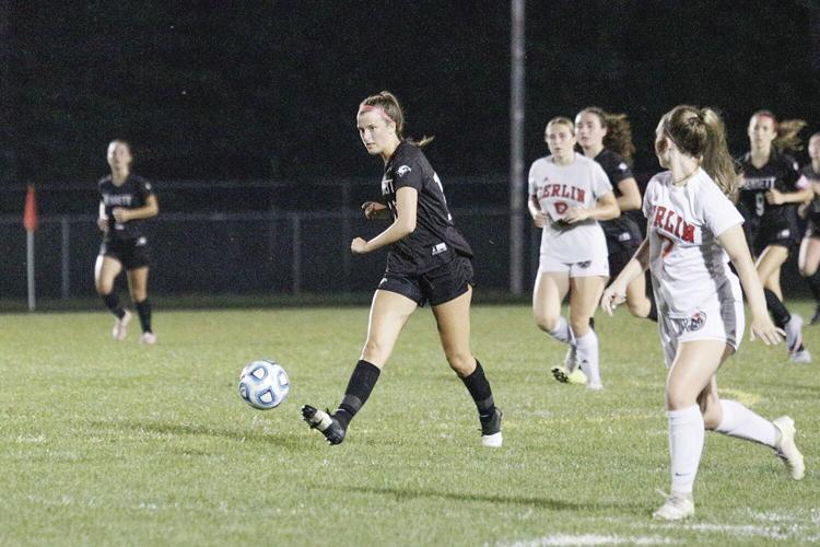 09-06-23 KHS WSOC synnott kick