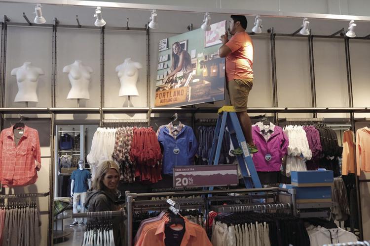 8-1-17 Streetside_columbia set-up 2.jpg