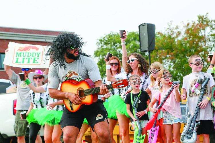 09-06-25 Mud Bowl Parade muddas rocking medium