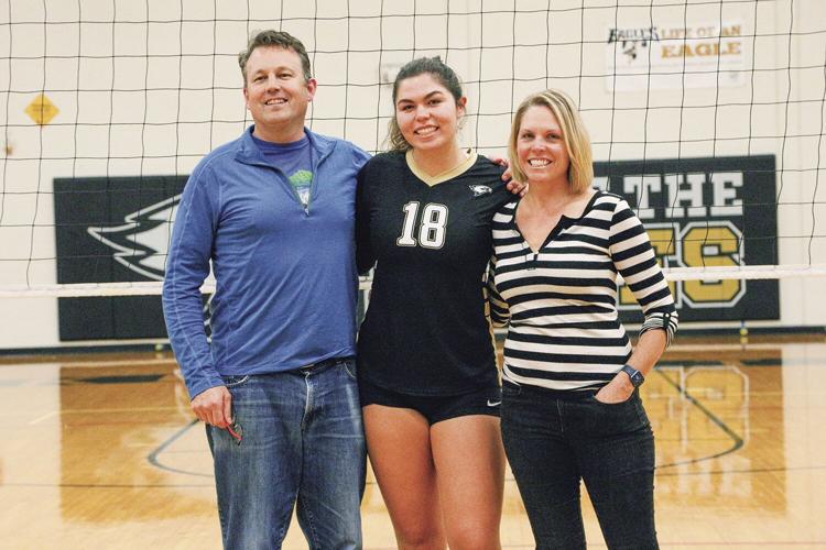 10-05-22 KHS VB senior mahoney