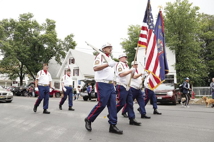 05-31-21 Memorial Day Fryeburg parade flags