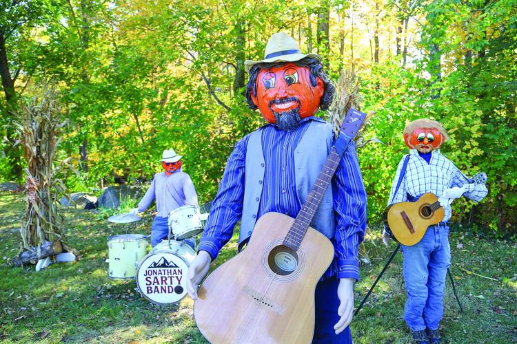 10-01-25 Pumpkin People skimos medium