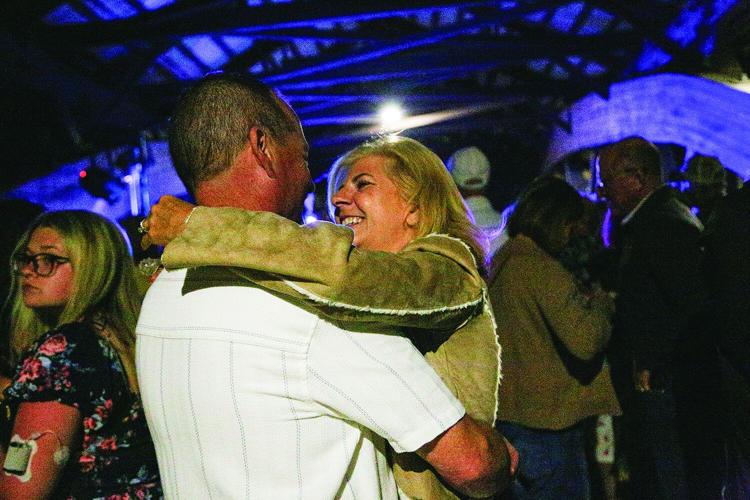 08-02-25 Jackson Bridge Dance couple medium
