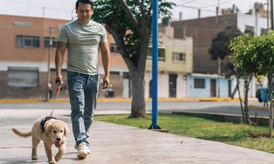 Camine más para estresarse menos: Muévase para mejorar su bienestar