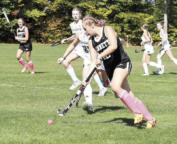 KHS Field Hockey - Izzy Fitzsimmons with the ball