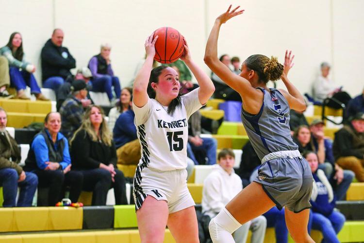 12-12-25 KHS WBB liebenow looking