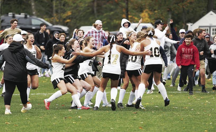 10-19-21 KHS FH hug team