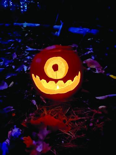 CL w42 gllt halloween walk