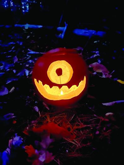 CL w42 gllt halloween walk