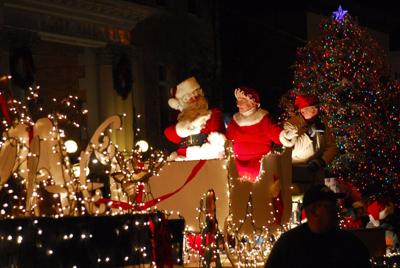 Parade of Lights returns and wants