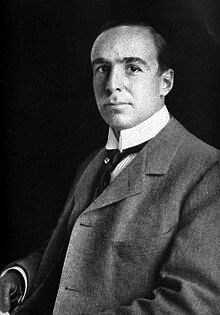 220px-Portrait_of_Winston_Churchill.jpg
