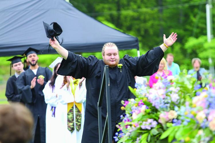 06-14-25 KHS Graduation kurze walkup