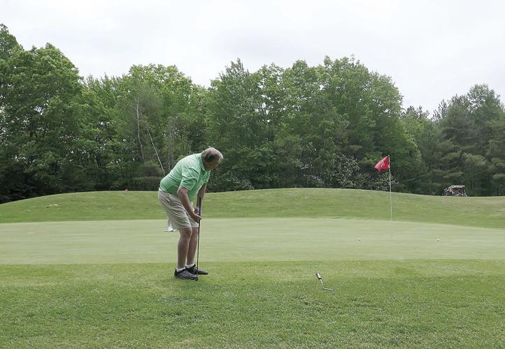 The Golf Column - Lake Kezar - Larry Schieman chipping