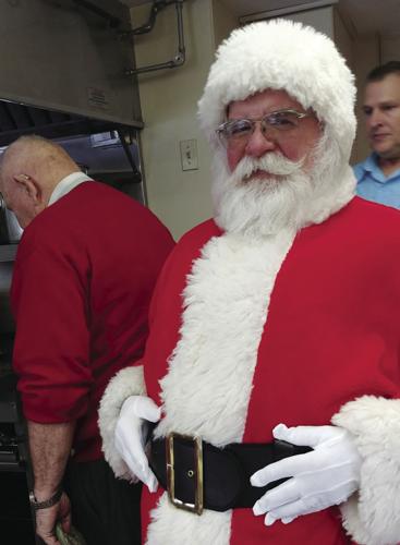 Christmas Dinner 1.jpg