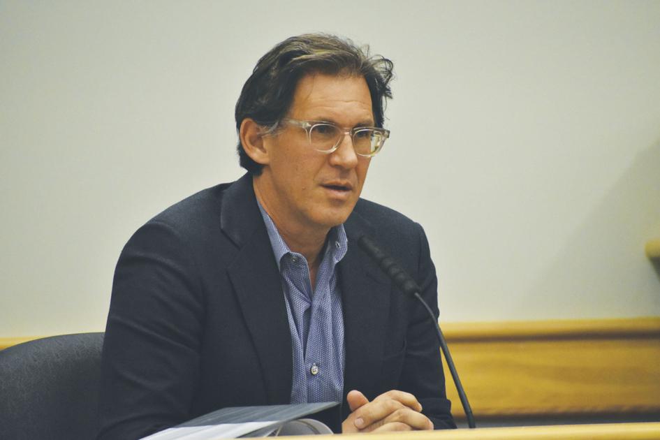 Parties in Market Basket lawsuit but not judge agree on court date