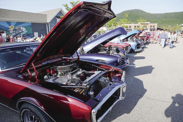 05-29-23 SG Block Party-Cruise hoods up