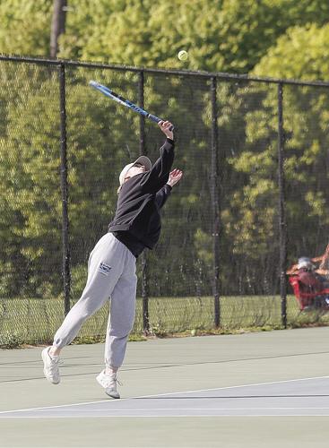05-17-23 KHS Girls Tennis dockham serve