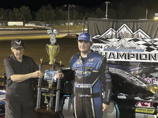 Winner and Platinum Series Champion Gabe Brown gets trophy
