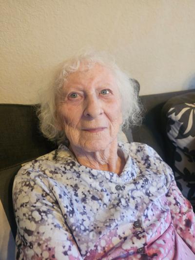 Flora Litvin