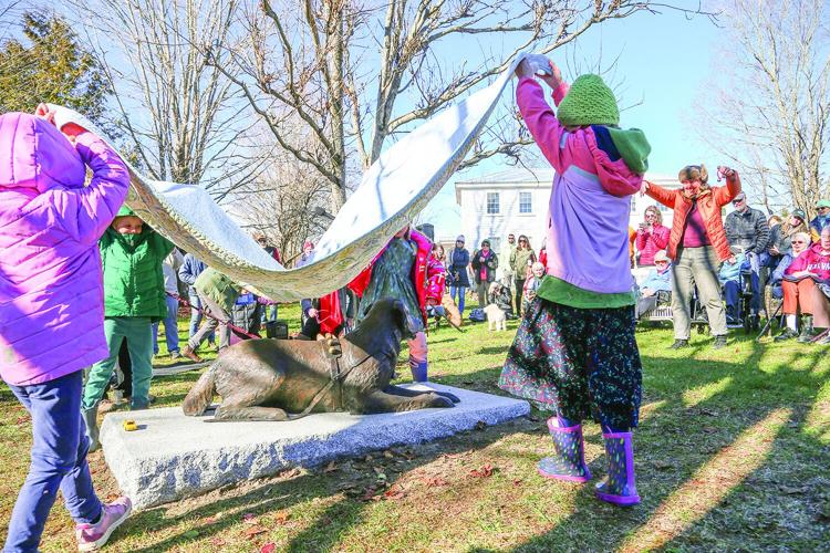 11-15-25 Chinook Statue unveiling