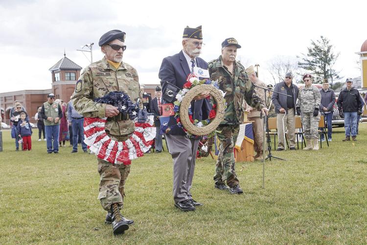 11-11-24 Vets Day placing wreaths 1
