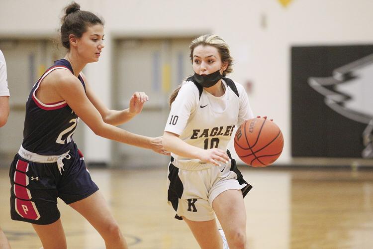 01-12-22 KHS WBB dribble tight