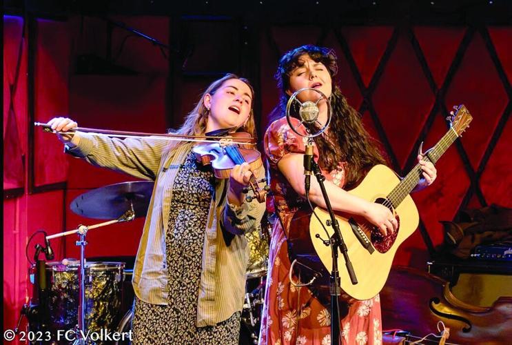 CL w40 dac RACHEL.SUMNER-FC.Volkert-photo.credit.tif