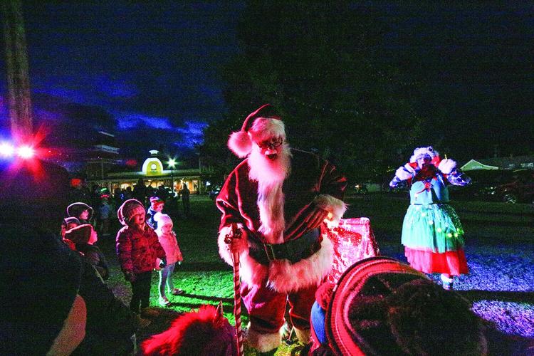 11-28-25 NoCo Tree Lighting counting down