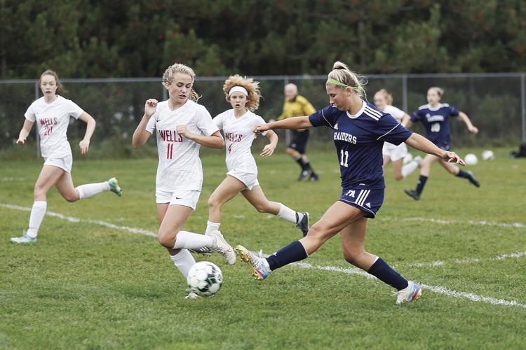 10-15-21 FA WSOC running leg out