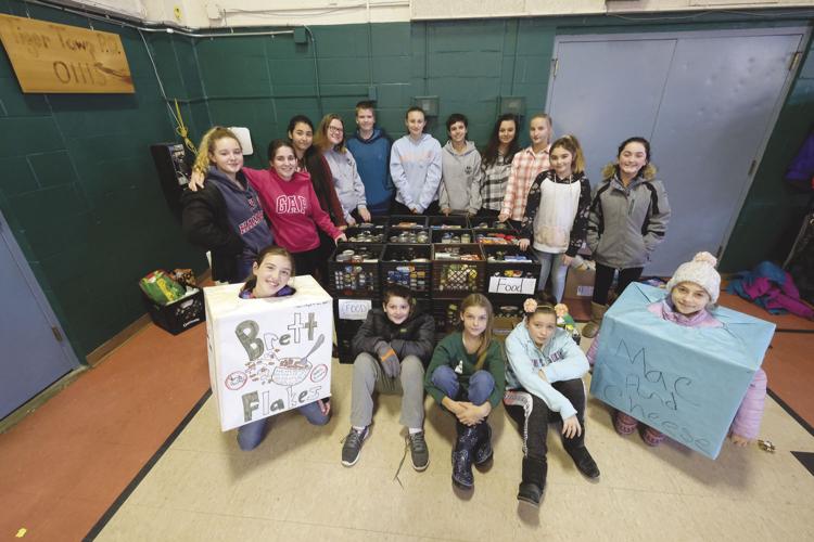 11-14-18 Brett School food drive_group