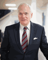 Attorney Jack Crisp receives the Vicki M. Bunnell Award