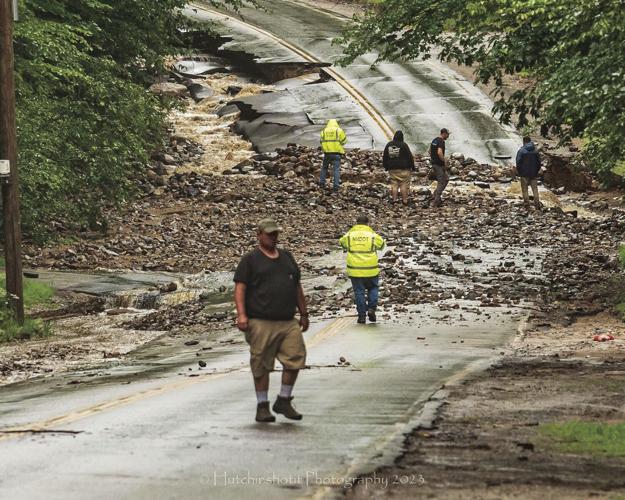 Flash flooding washes out Madison roads | Local News | conwaydailysun.com