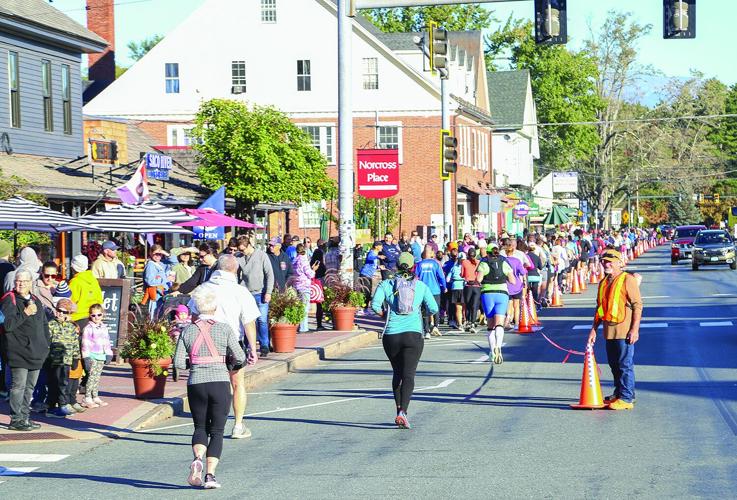 09-21-25 North Conway HalfM-5K wide behind