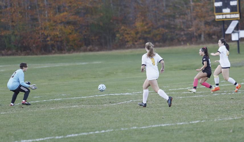 10-22-22 KHS WSOC wheat goal