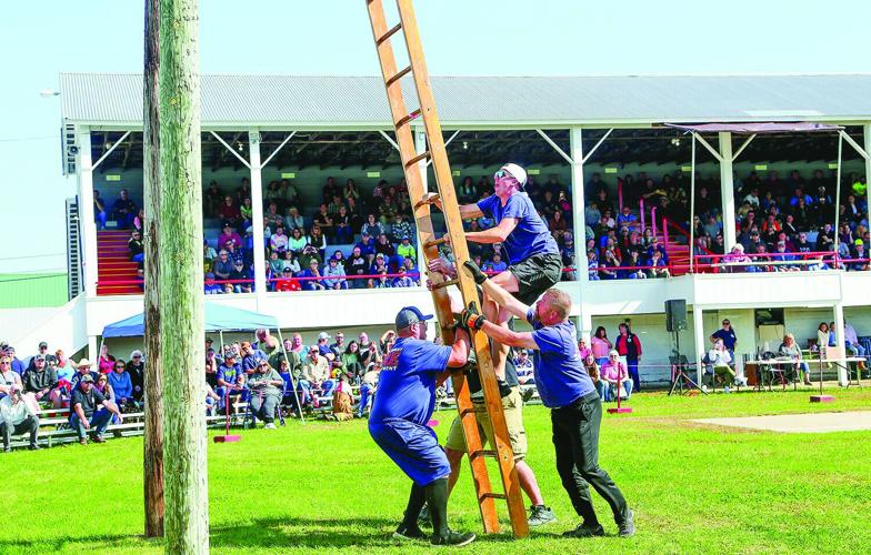 10-01-23 Fryeburg Fair noco ladder side