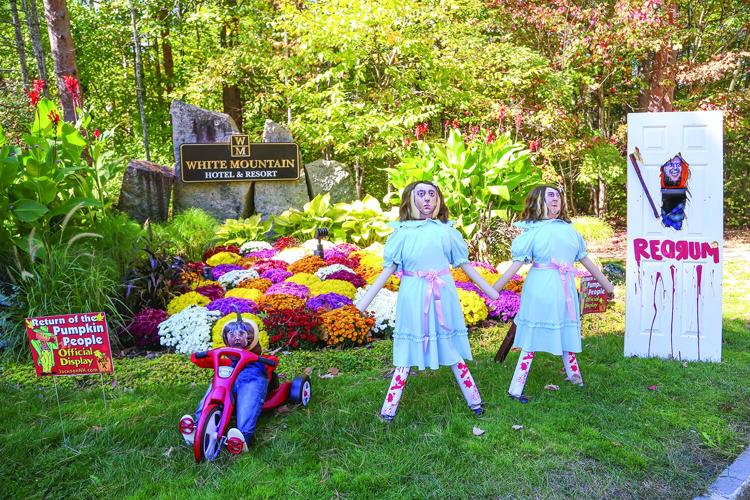 10-02-25 Pumpkin People white mtn hotel wide