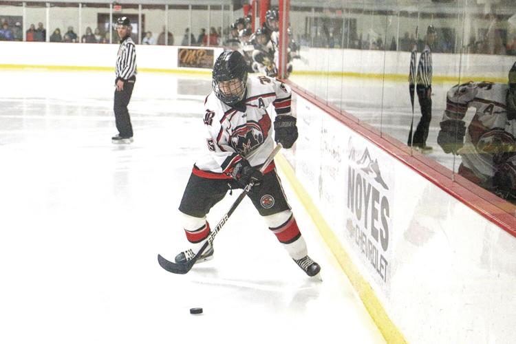 3-5-22 Berlin Hockey - Brody Duquette with the puck