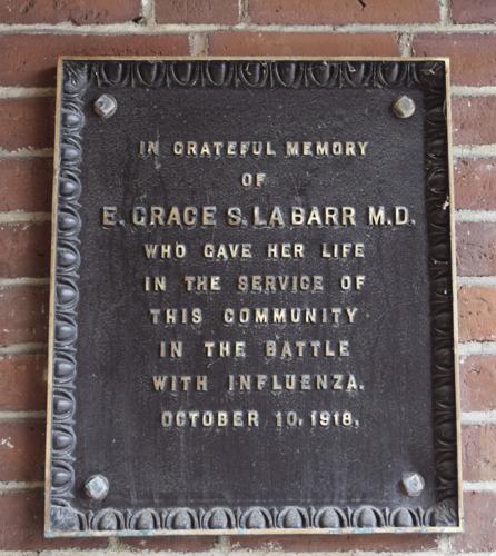 labarr plaque