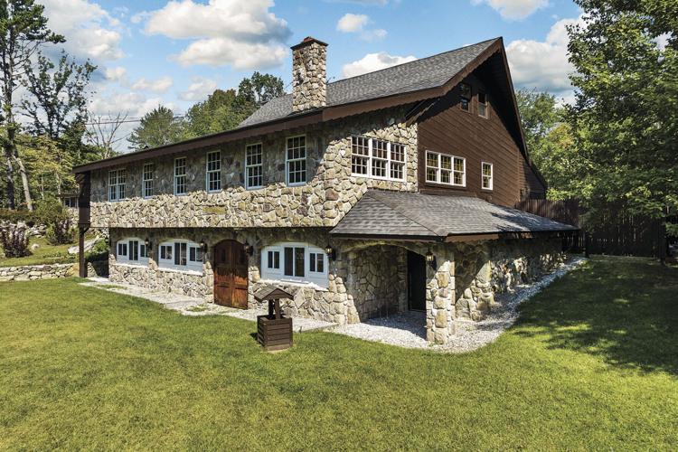 Home of the Week 10-18