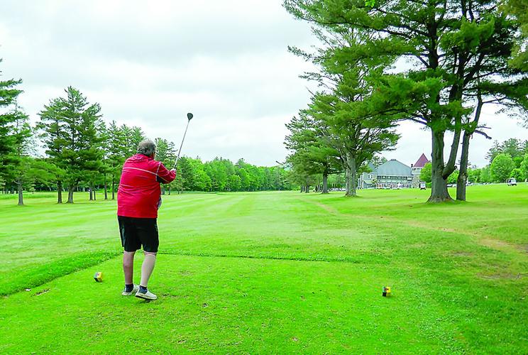 The Golf Column - White Mountain Seniors - Larry Schieman drive