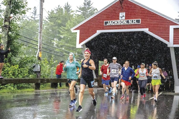 Jackson Covered Bridge 10K - start in the rain 2024