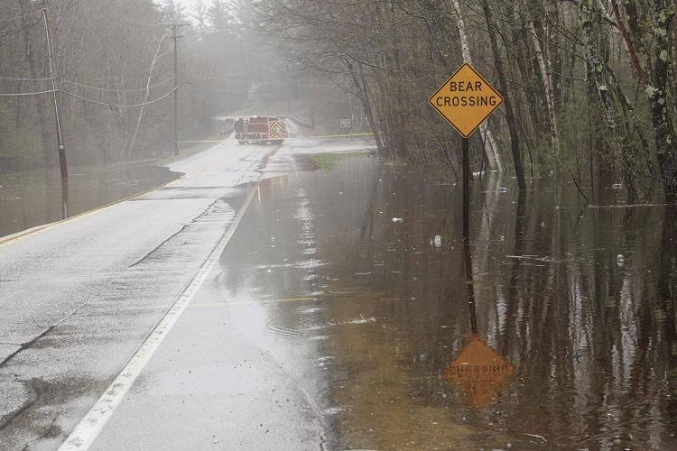 05-01-23 Flooding W Side N blocked off