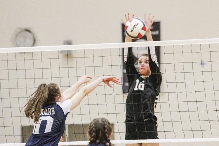 10-05-22 KHS VB arias block