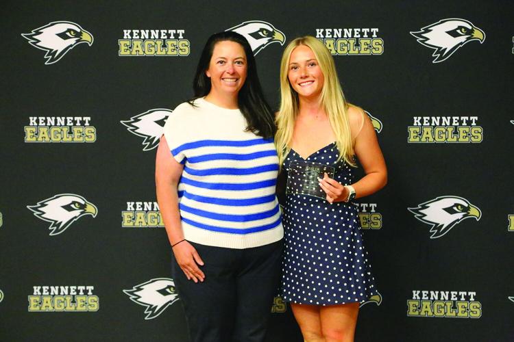 06-08-26 KHS Sports Awards glax pose