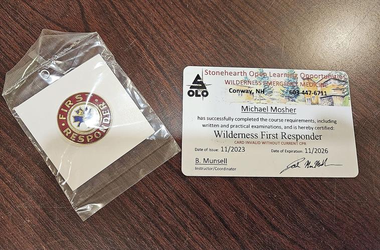 Jacskon PD - SOLO Wilderness First Responder Course - pin and card